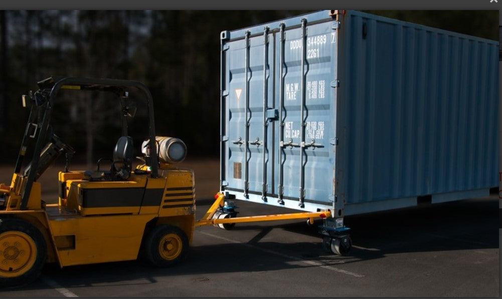 Towbar for towing ISO Containers Connected to Forklift